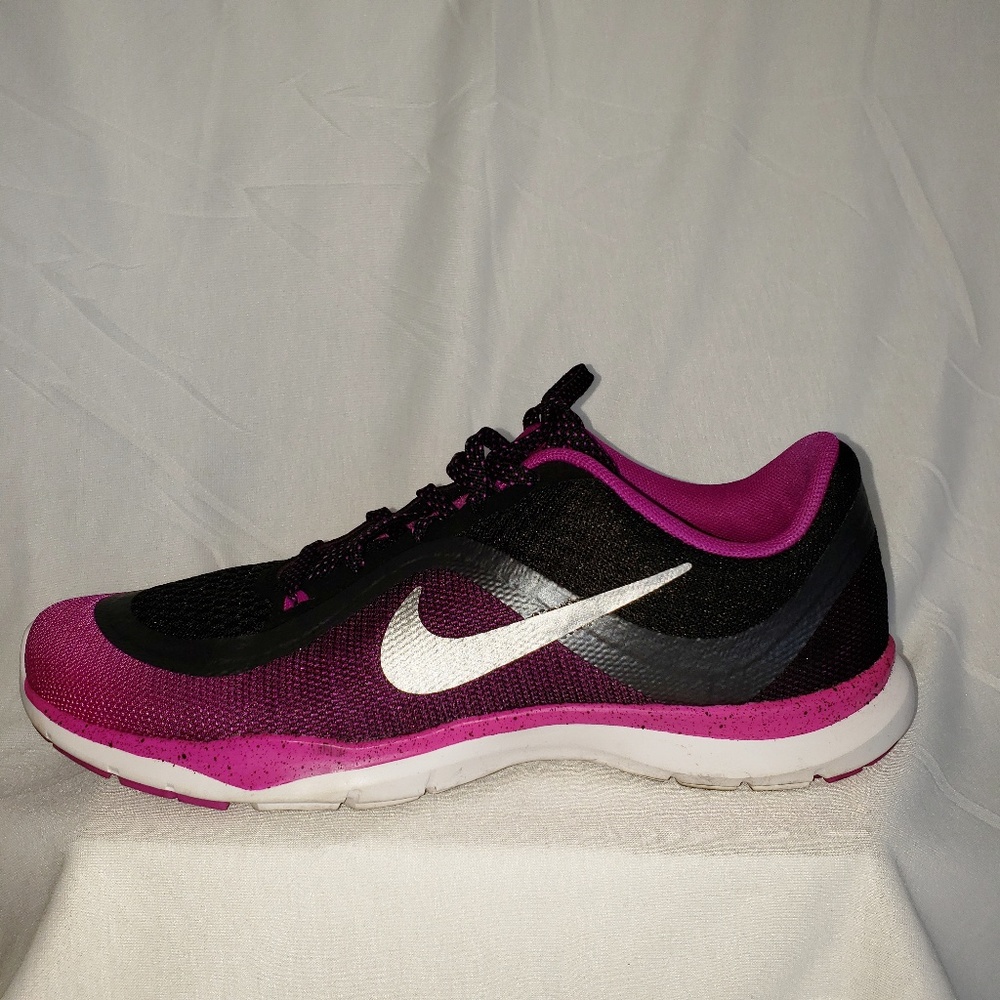 Nike TR6